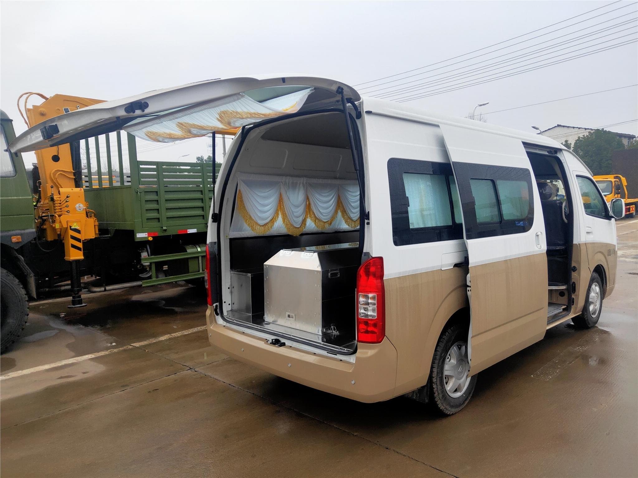 双鸭山骨灰盒运输-安全护送，让思念延续